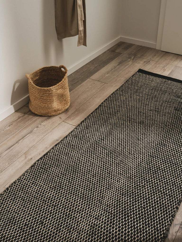 Tapis scandinave chiné descente de lit noir et blanc en laine 80x250 cm