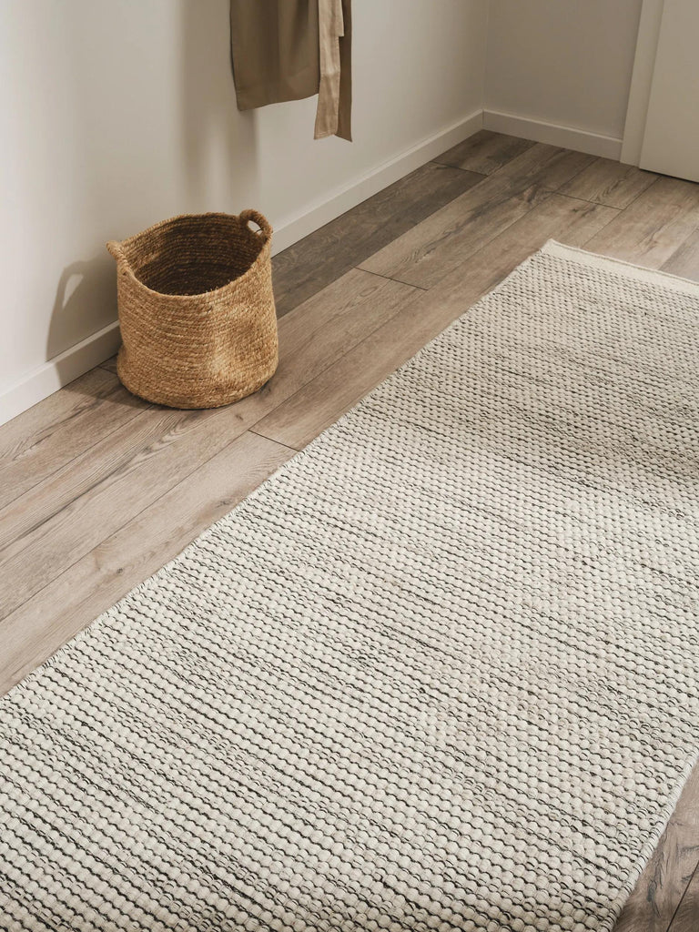 Tapis scandinave chiné descente de lit beige et noir en laine 70x200 cm