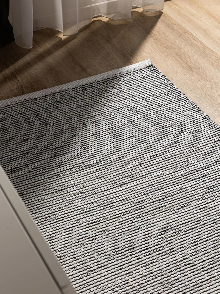 Tapis scandinave tressé en cercle de couloir noir et blanc en coton 70x200 cm