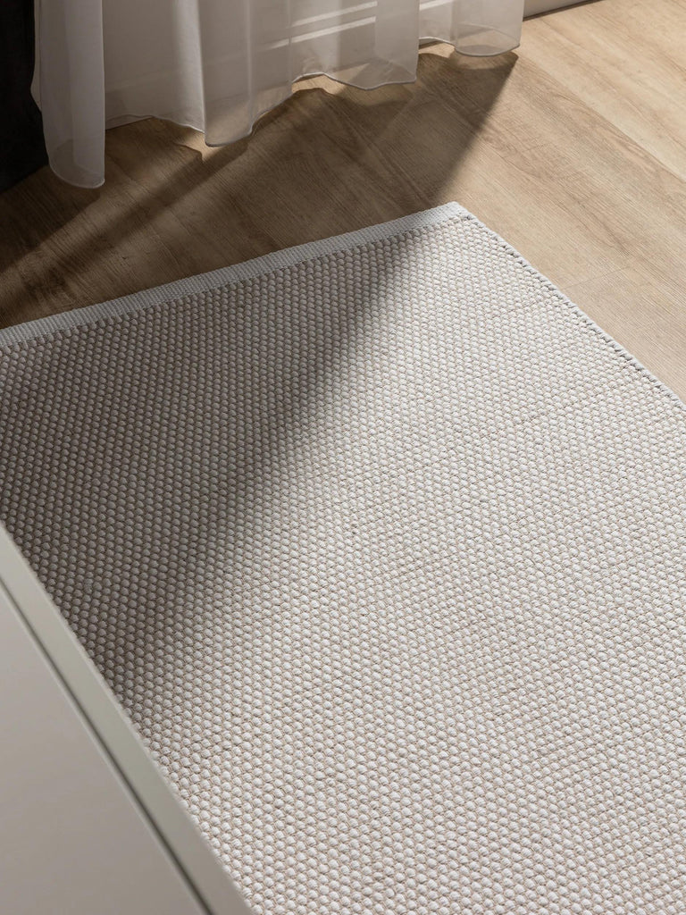 Tapis scandinave tressé en cercle de couloir blanc en coton 70x200 cm