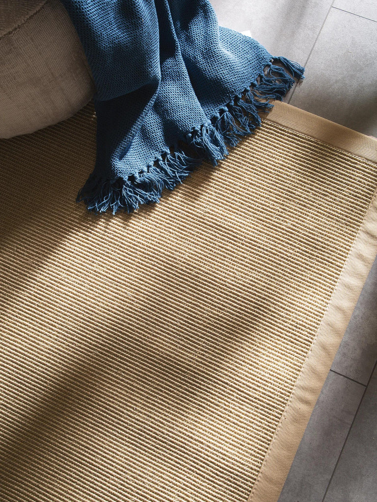 Tapis scandinave carré crème en sisal 150x150 cm
