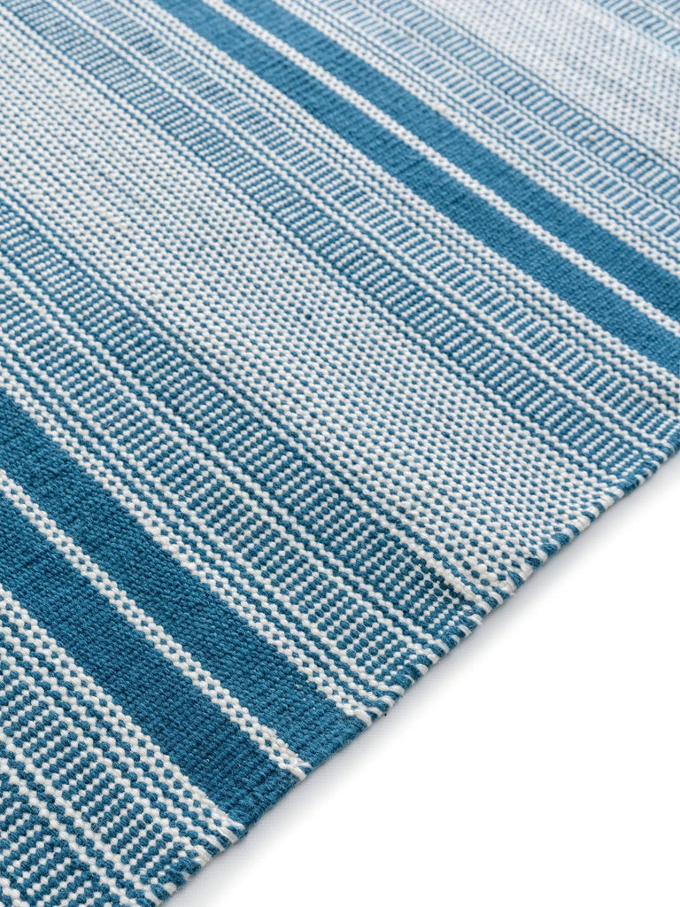 Tapis ethnique rayé à franges bleu et blanc d'intérieur et d'extérieur 160x230 cm