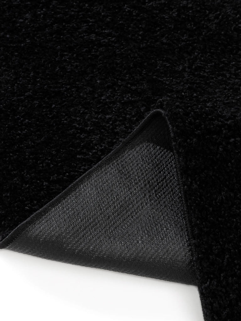 Tapis moderne uni poils longs frisés noir lavable 200x250 cm