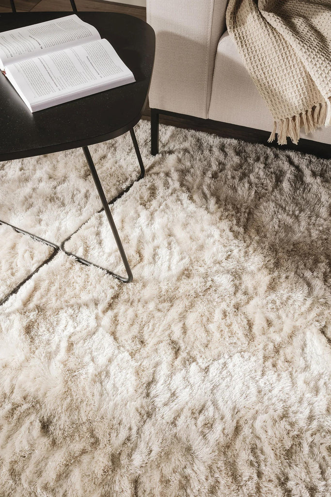 Tapis shaggy fourrure beige 200x290 cm